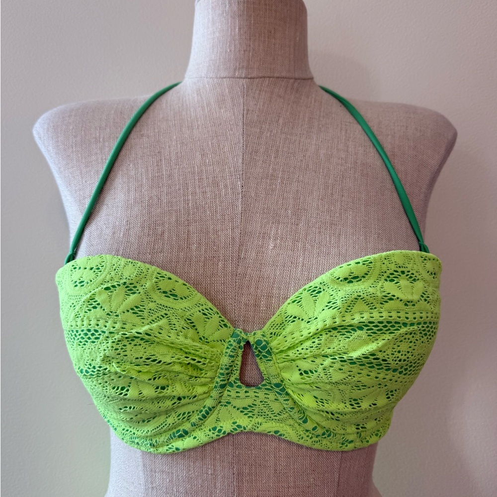 Vintage Victoria's Secret "Very Sexy" Bikini Set in Neon Green Lace - Picture 3 of 11